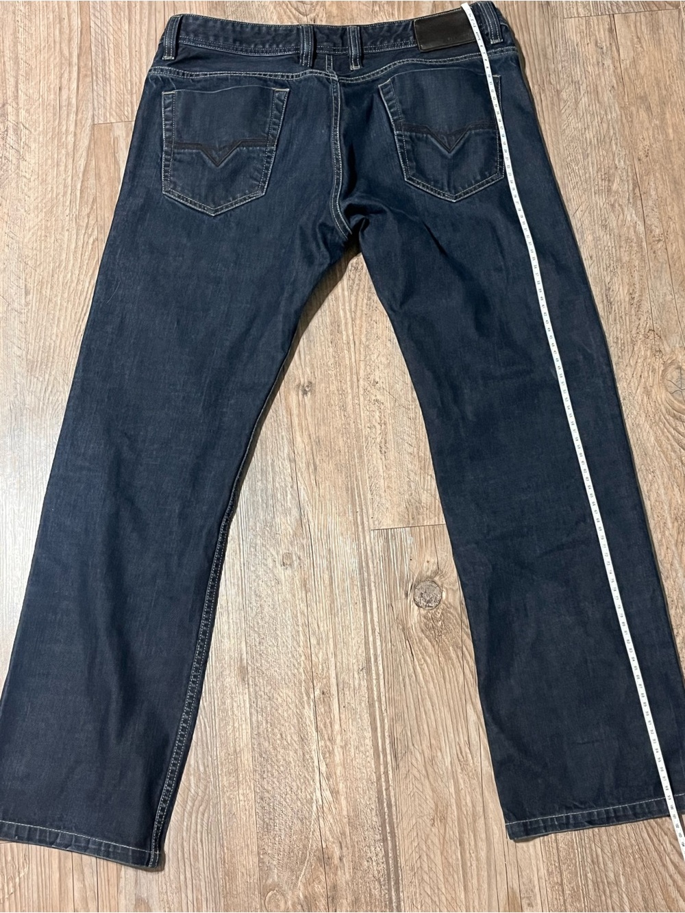 Diesel Viker-R-Box Jeans Blue Denim Straight Cut Mens Trousers Size W 33 L 32 - Picture 8 of 8